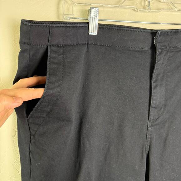 Torrid Black Comfort Flex Waistband Slim Taper Stretch Twill High-Rise Pant 20R - Picture 4 of 15